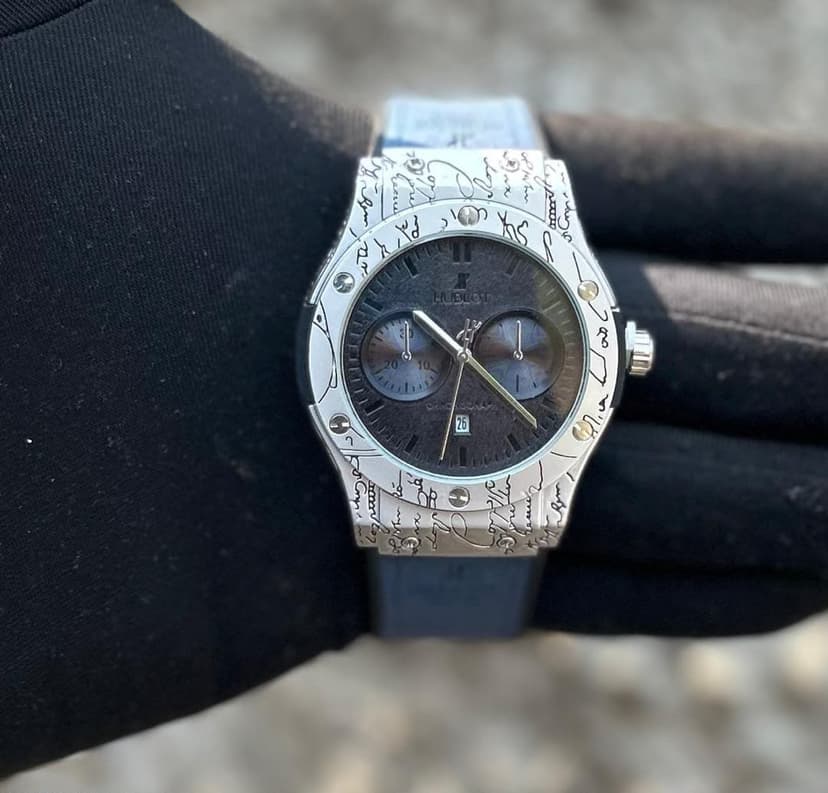 Classic wrist watch for Men